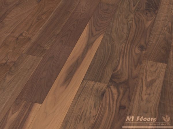 Massivholzdiele Nussbaum amerikanisch Eleganz-Natur - geschliffen, natur geölt - NT Floors Leipzig