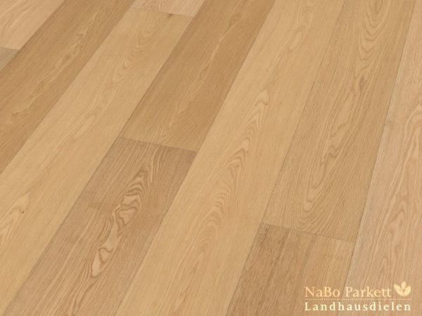 Landhausdiele Eiche Select-Natur (Perspektive) - gebürstet natur geölt - NaBo Parkett