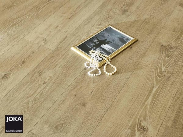JOKA Laminatboden Westside - Oak montana 9520 - 1-Stab Landhausdiele mit V4 Fase - Detail2
