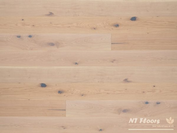NT Floors Landhausdiele Eiche Country weiß - XL-Format - gebürstet, leicht weiß natur endgeölt