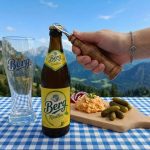 Flaschenöffner Esche FLAKRON - von Hand gedrechselt - geschliffen + geölt - Fründ Massivholzdesign